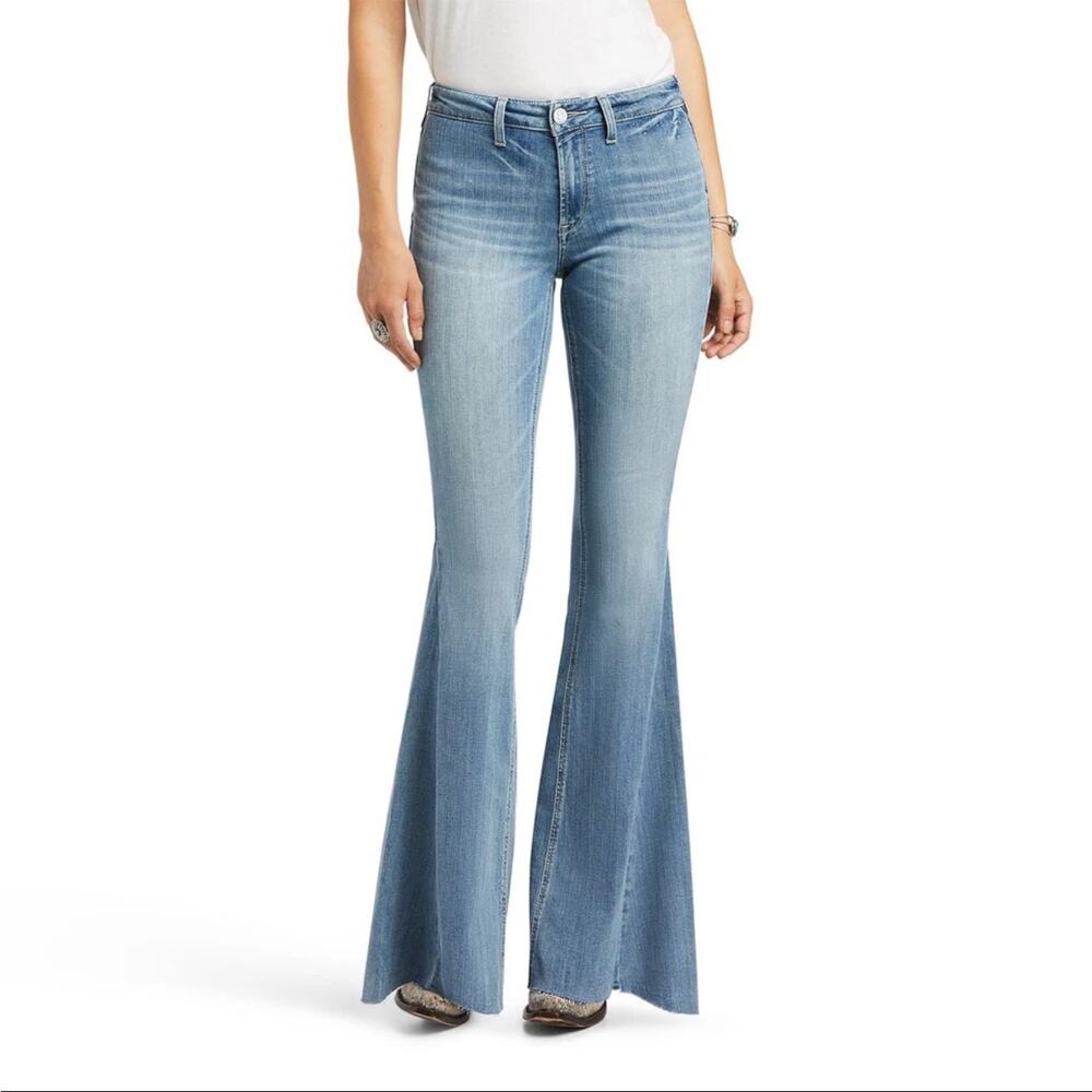 Ariat REAL High Rise Alondra Extreme Flare Jeans Womens 33S Raw Hem